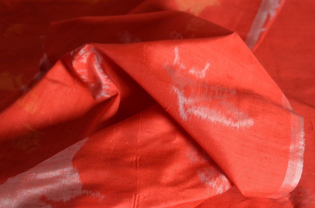 BUTTERFLIES – LENGTH OF BEAUTIFUL RED THAI SILK w/ SUBTLE PRINT 3+ YARDS UU43