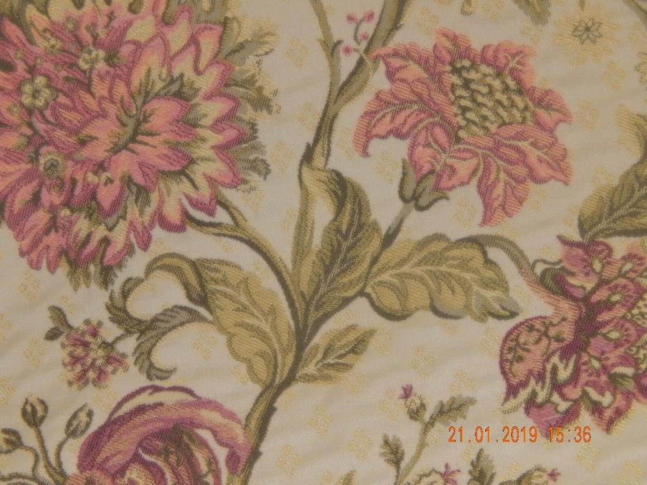 LEE JOFA BROCADED LAMPAS FROM FRANCE DECORATIVE UPHOLSTERY FABRIC COSPLAY 6 YDS