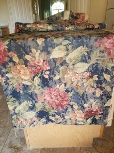 5.5 Yds Antique Vintage Floral Fabric Drapery Upholstery Country Cottage Shabby