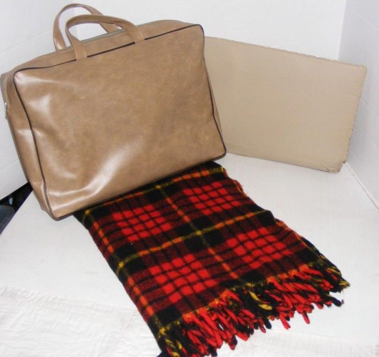 Horner 100% Wool Plaid Blanket W/ Carry Case Cushion 50