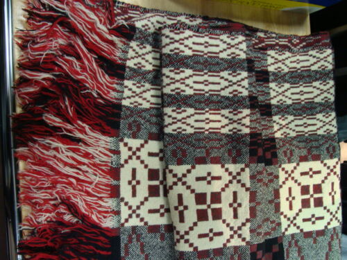 Brynkir Tapestry Blanket Traditional Welsh 100% Wool Red Black Cream 84