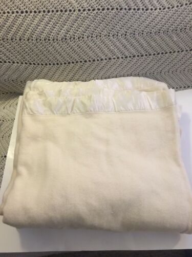 Vintage Faribo Pure Wool Blanket 80”X90”