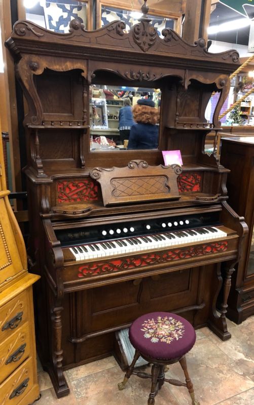 Antique 1900 Hamilton Pump Parlor Organ Victorian