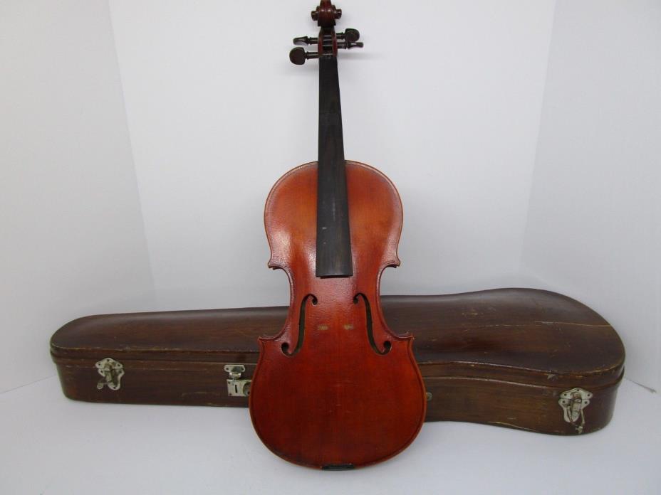 Joseph Vautrin Violin fecit Chaumont 1917 Violin Antique needs some work.