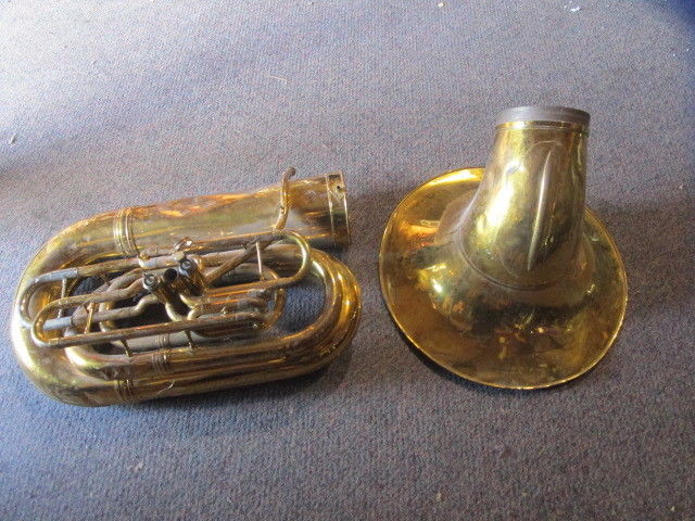 King tuba #856904