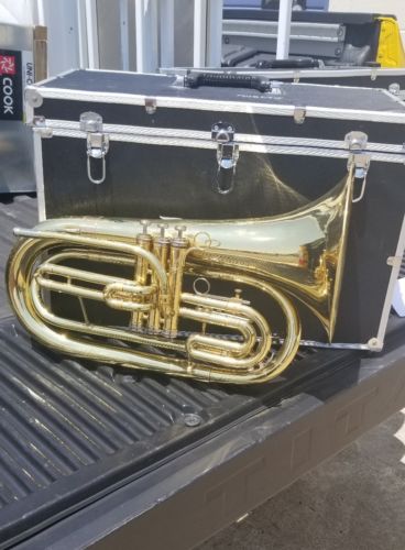 Bach B1108 Marching Baritone With Hard Case