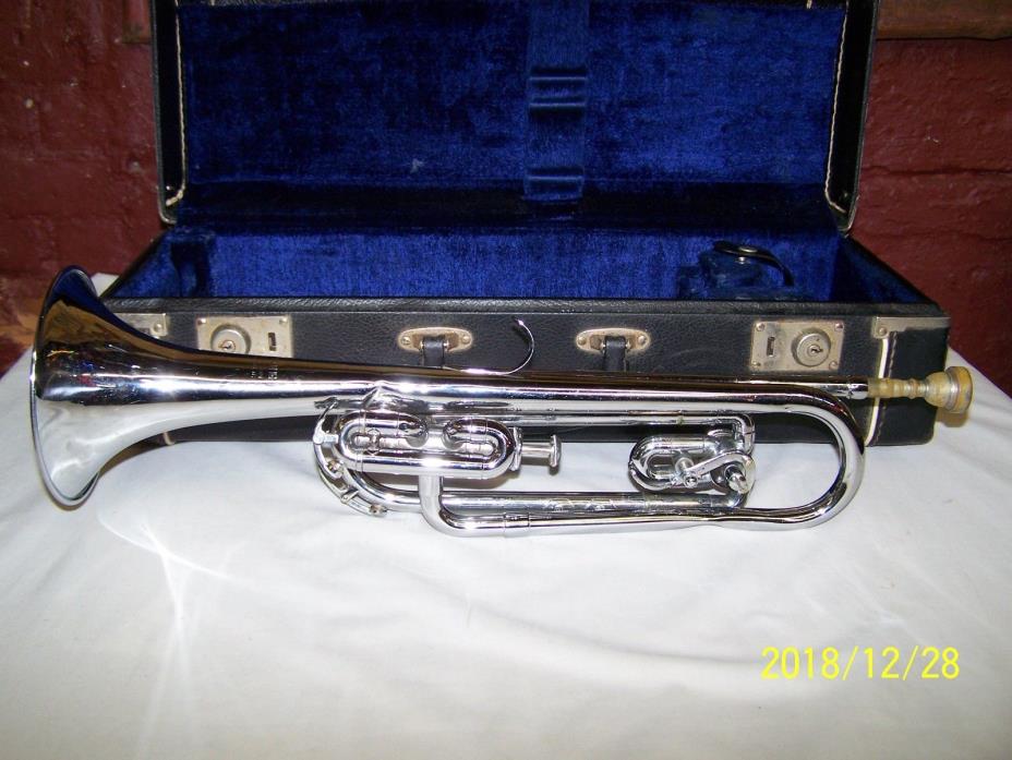 VINTAGE F.E. OLDS & SON DURATONE BUGLE - BEAUTIFUL FINISH - HAS FEW DENTS