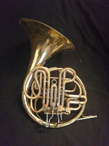 VINTAGE OLDS AND SONS FRENCH HORN FULLERTON CALIFORNIA