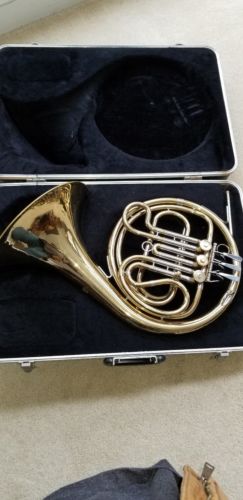 OLDS Ambassador Single French Horn
