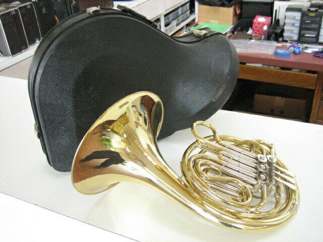 GOOD HOLTON H-378 DOUBLE FRENCH HORN, NO DENTS, WARRANTY!