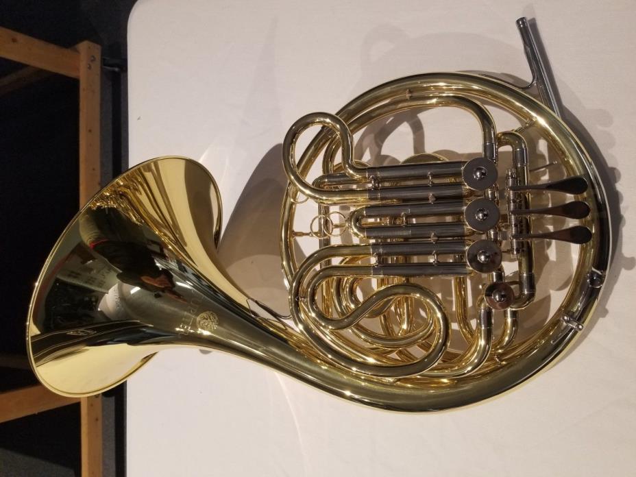 Jupiter Double french horn display model JHR1100 in MINT CONDITION fast shipping