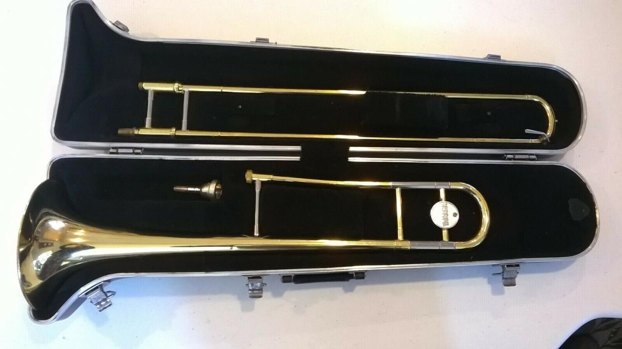 Yamaha YSL-354 Brass Slide Trombone with Hard Case and Yamaha Mouthpiece