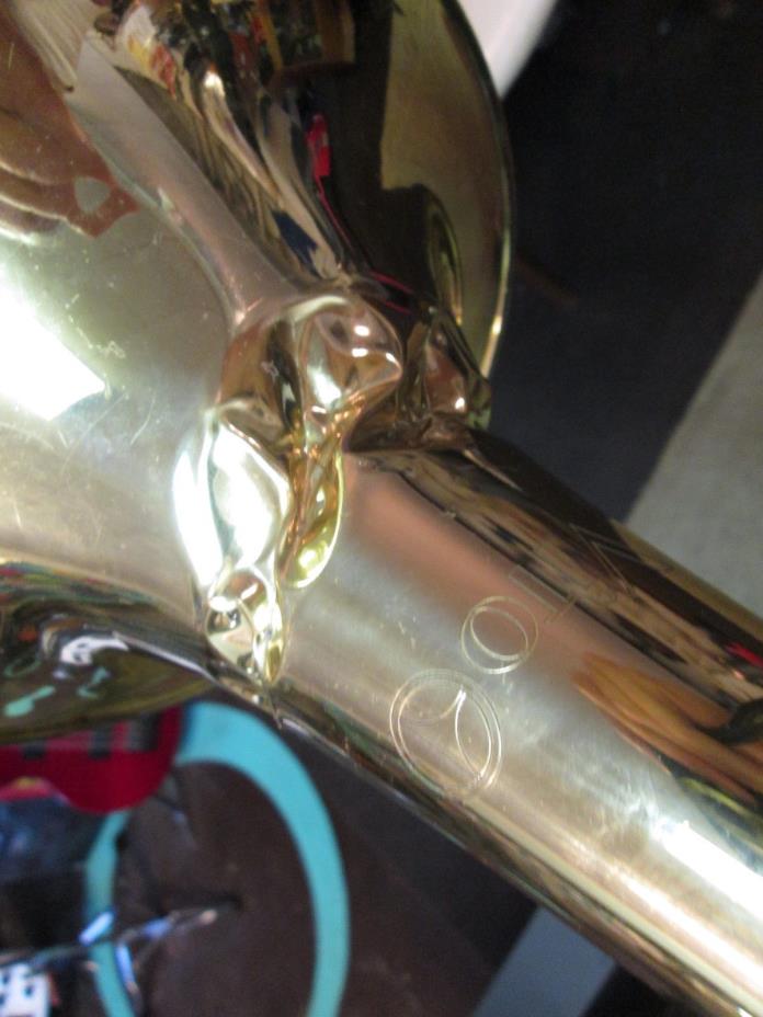 VITO Trombone model TR502. This is RUFF and beat up AS IS LOCAL ONLY