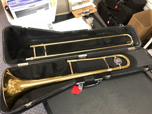 Used King 606 Trombone with hardshell case - Great for the beginner!