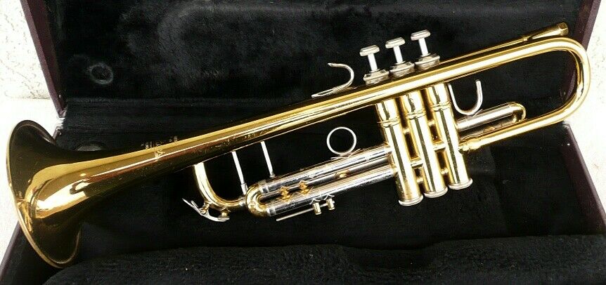 Vintage Bach Stradivarius Trumpet Model 43 ML Bore Plays / Sounds Great - Exc Cd