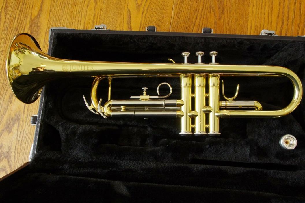 Jupiter JTR700 Lacquered Brass Bb Trumpet with case, Jupiter 7C mouthpiece NICE