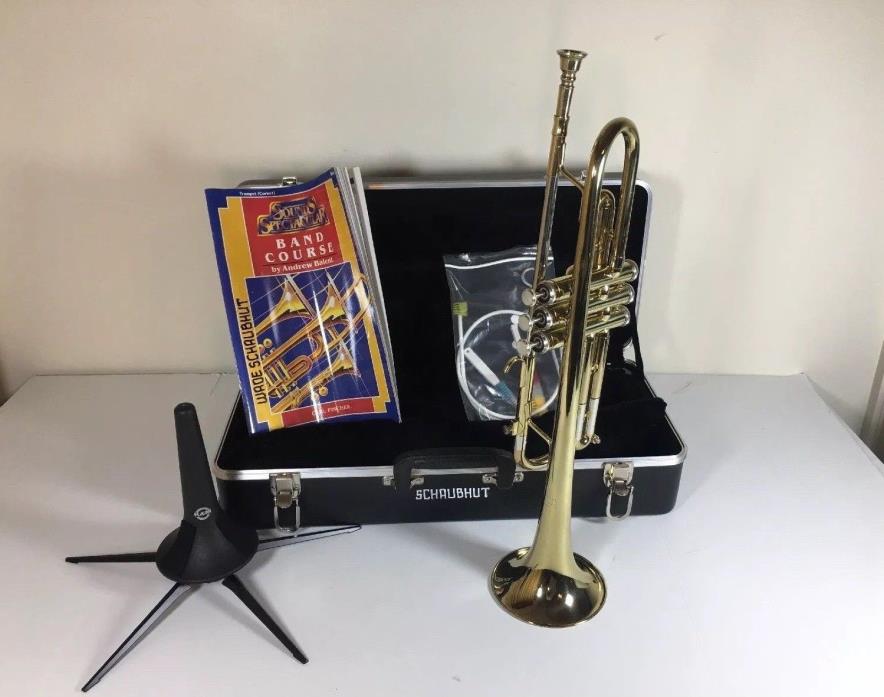 Getzen 300 Series Trumpet Student Case Cleaning Kit Book Stand