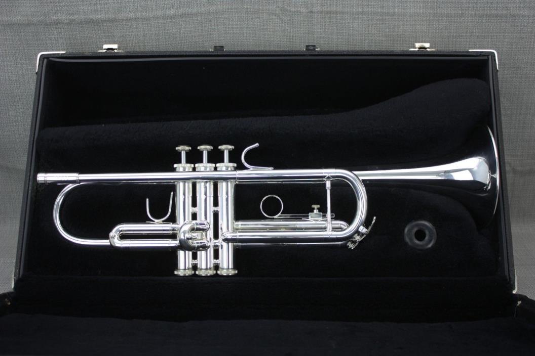 Bach TR300 Silver Bb Beginner/Student Trumpet