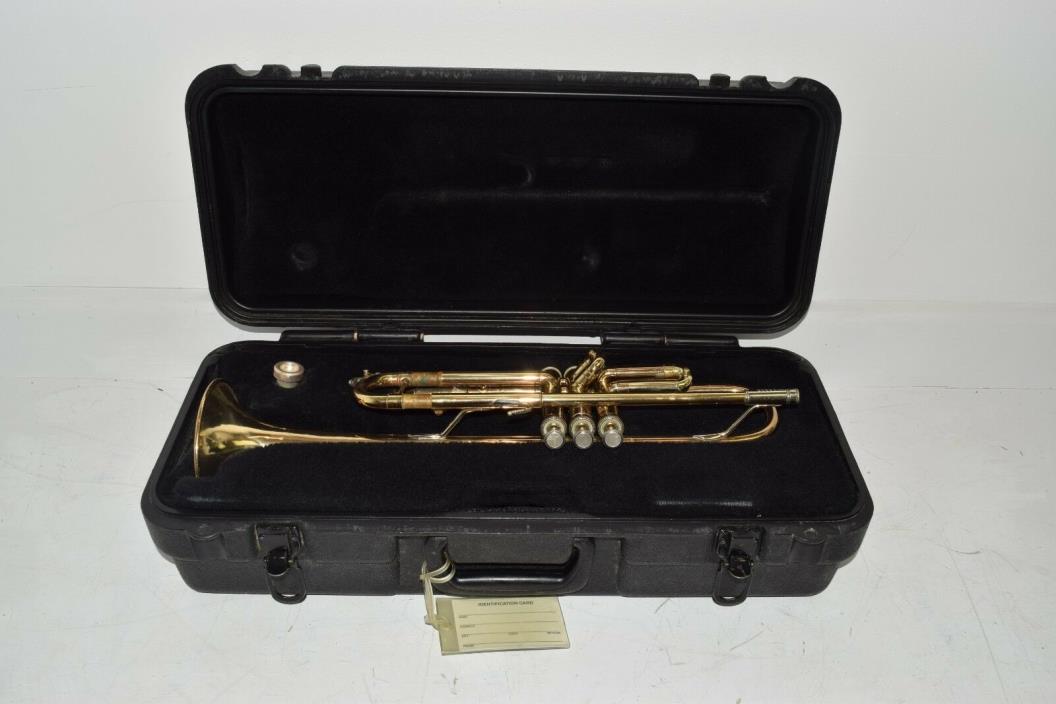 Bach TR300 Trumpet Hard Case and Mouthpiece
