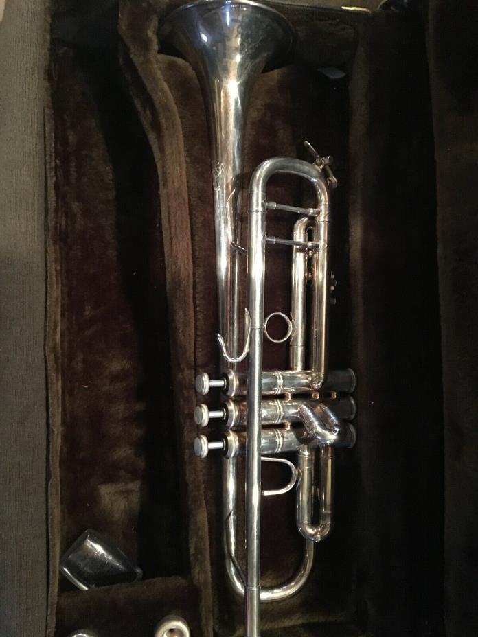Bach Stradivarius Model 37 Bb Trumpet  excellent condition