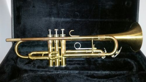 Vintage King Cleveland 600 Trumpet & Hard Case 1970's