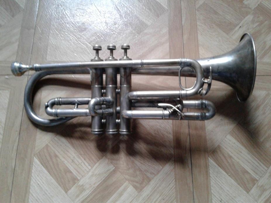 VINTAGE 1914-1915 FRANK HOLTON CHICAGO SILVER CORNET TRUMPET W/ MOUTHPIECE &case