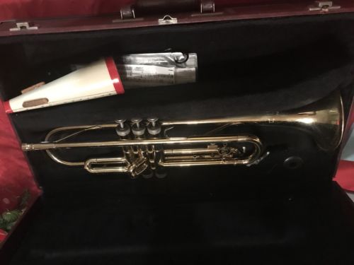 Vintage Holton Collegiate TRUMPET Hard Case 2 Mouthpieces , Mute READY to PLAY