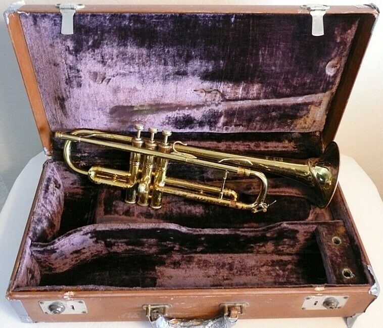 Vintage 1959 Vincent Bach Mercury Mt Vernon Trumpet w/Orig Case Needs Dent Work