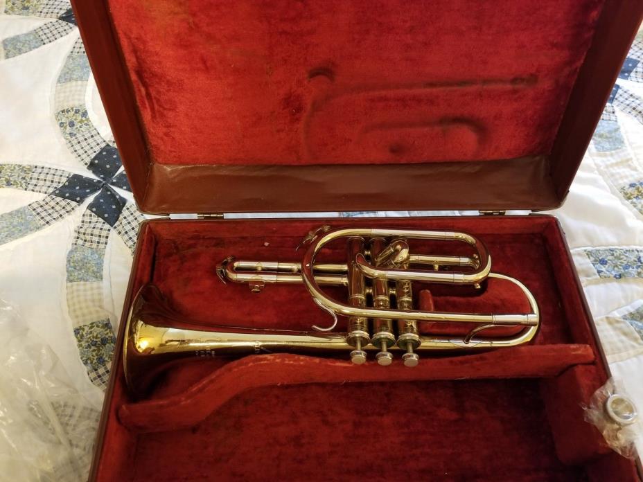 KING CLEVELAND SUPERIOR TRUMPET in Original Case