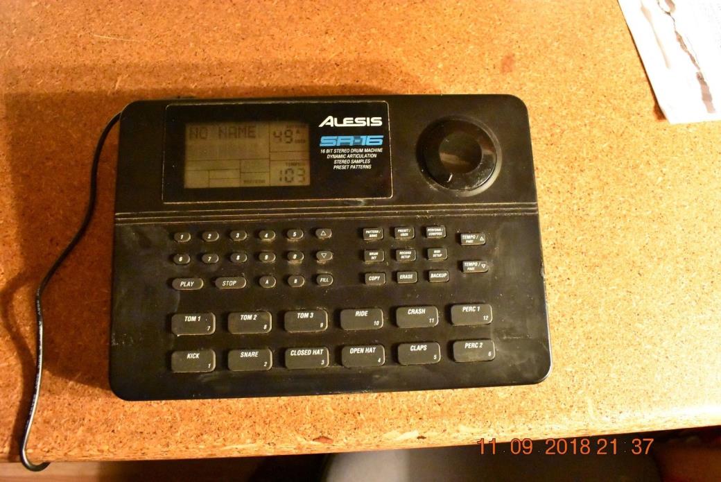 Alesis SR-16 16 Bit Stereo Drum Machine Dynamic Articulation W/ Power Cable