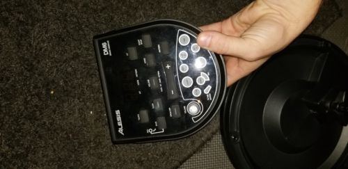 ALESIS DM6 DRUM MODULE with power and umbilical