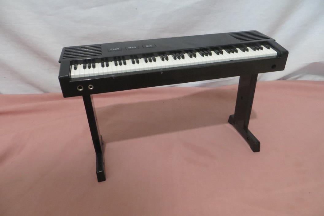 Small Barbie Size Electric Keyboard, Chirstmas Music