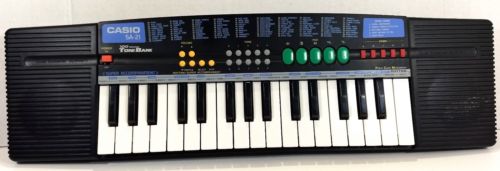 Casio SA-21 Electronic Keyboard Synthesizer 32 Keys 100 Sound Portable Piano PCM