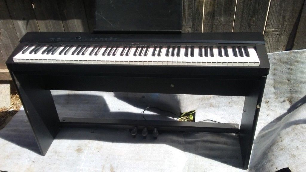 Casio PX 135 privia