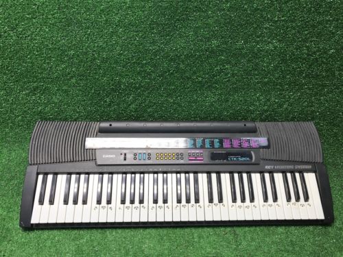 Vintage Casio CTK-520L 520 61-Full Lighted Keys Portable Keyboard Fast Ship wow