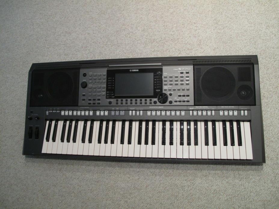 Yamaha PSR-S770 Keyboard Synthesizer /Arranger Workstation (local pickup only)