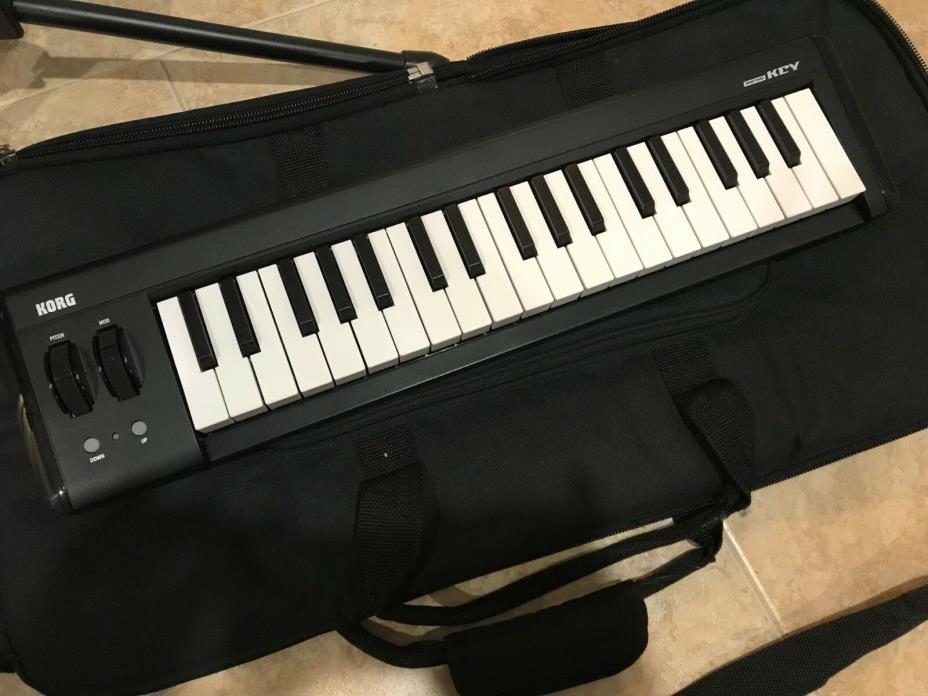 Korg microKEY 25-Key USB Keyboard Controller BARELY USED