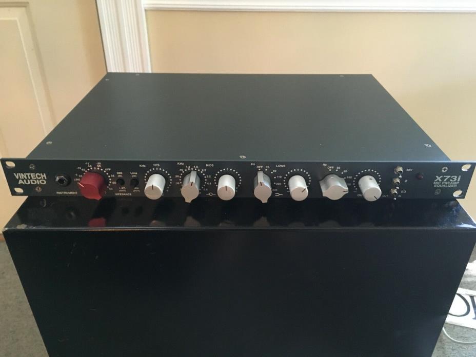 Vintech x73i Preamp with power supply