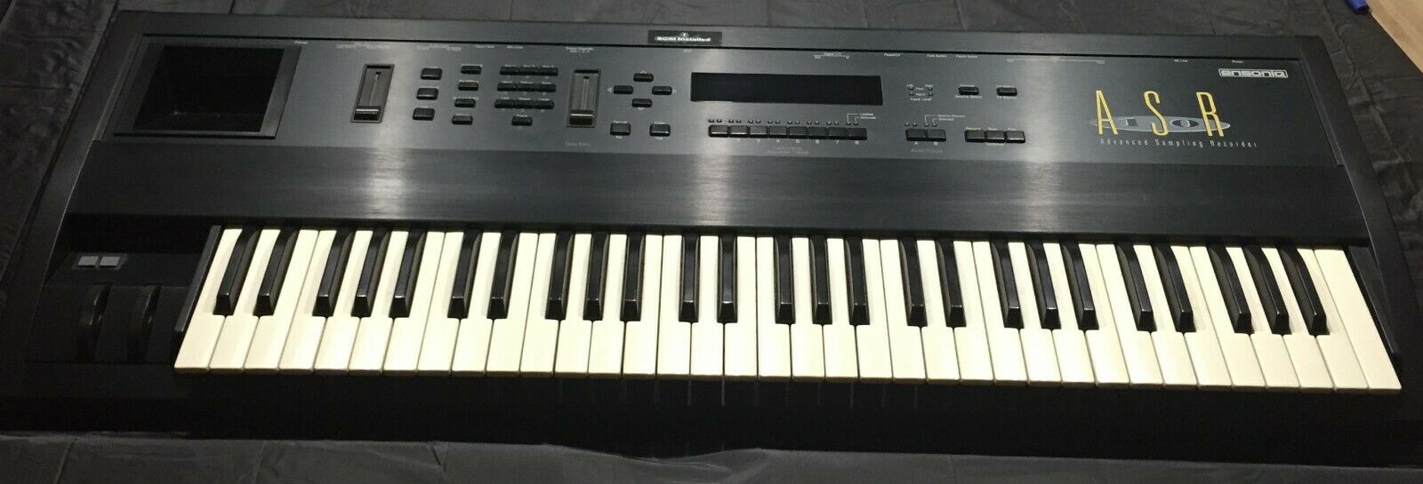 Ensoniq ASR 10 KEYBOARD SAMPLER /61 keys with output expander. MINT CONDITION