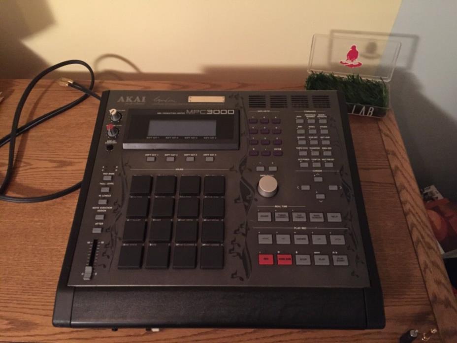 Akai MPC 3000 LE - Excellent Condition