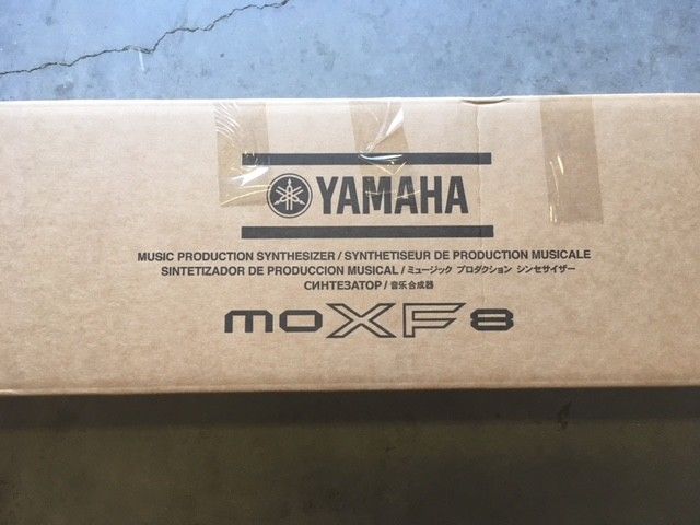 Yamaha MOXF8 88-Key Synthesizer Keyboard