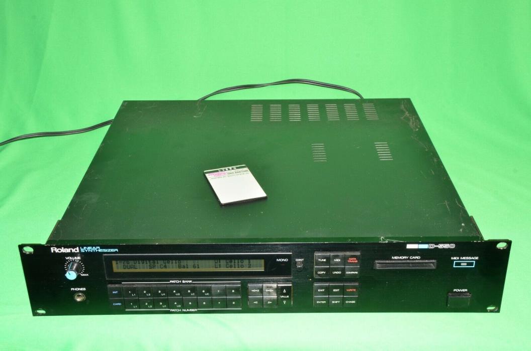 Roland D-550 Linear Synth W/ 256k memory card with sounds.  Needs Backlight.