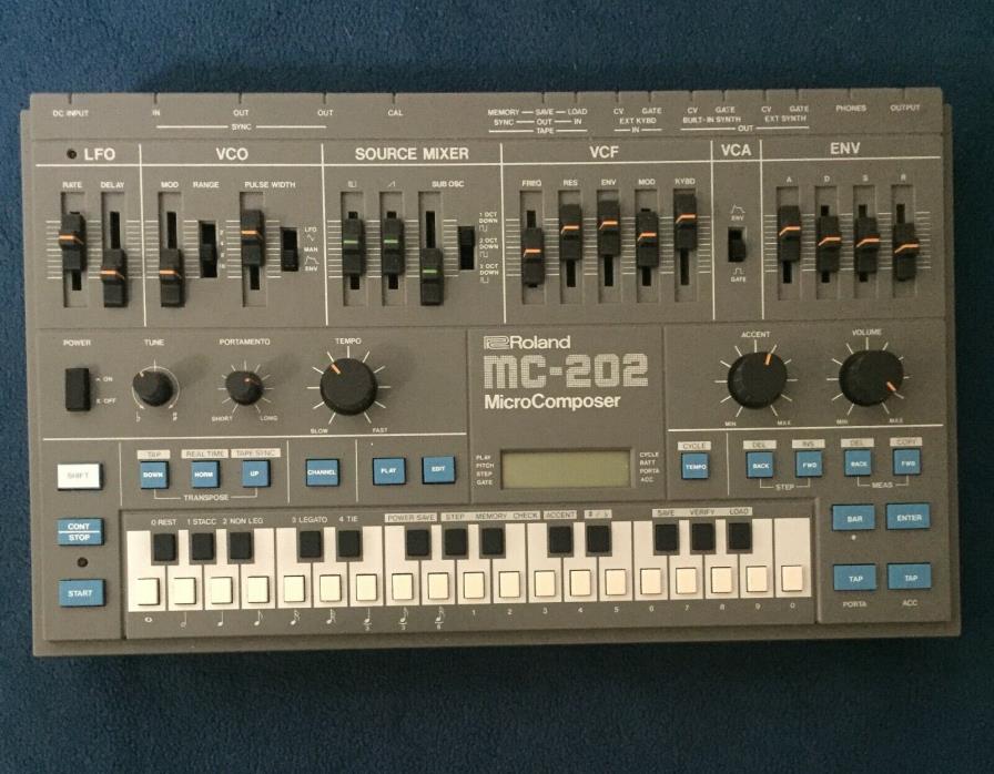 Roland MC-202 MICRO COMPOSER Analog Synthesizer Sequencer MC202 SH 101 Monosynth