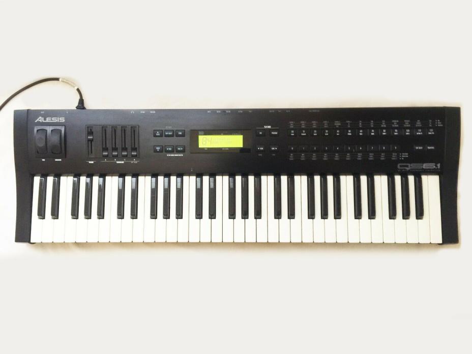 ALESIS QS-6.1 64-Voice Synthesizer 61-Key Keyboard. Great Condition !