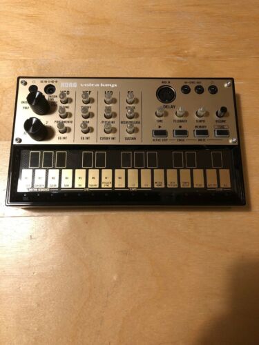 Korg Volca Keys Keyboard Synthesizer Complete In Box