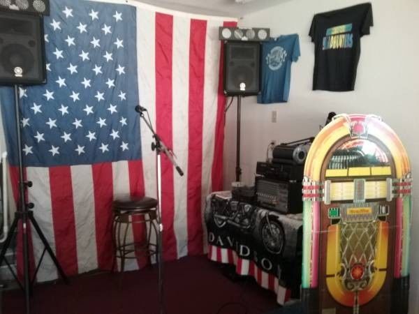MUSIC EQUIPMENT FOR A BAND OR kARAOKE