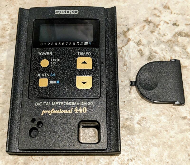 SEIKO DM-20 Professional 440 Digital Metronome Black Case Gold Buttons ** New **