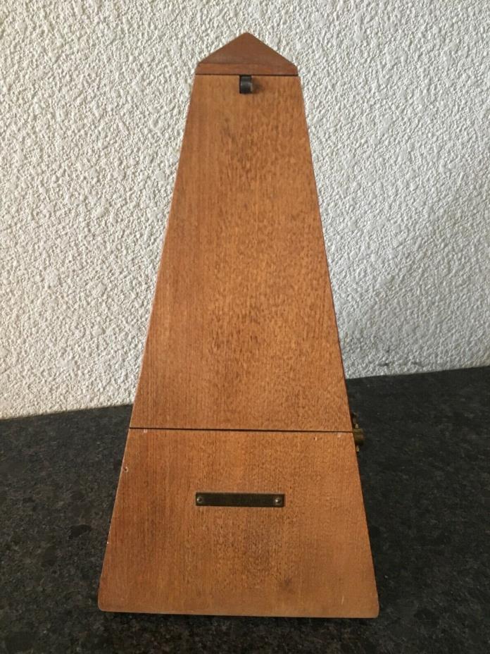 Vintage Seth Thomas Metronome De Maelzel Light Wood Wind Key Latch  *Works*