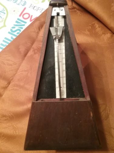Antique Vintage Wooden Metronome Paquet De Maelzel 1815.   1846