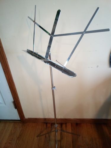 The Hamilton No. 400-N Foldable Music Stand